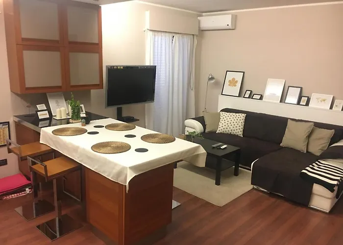 Apartmentsit Via Verona 16 شقة ألبا أدرياتيكا